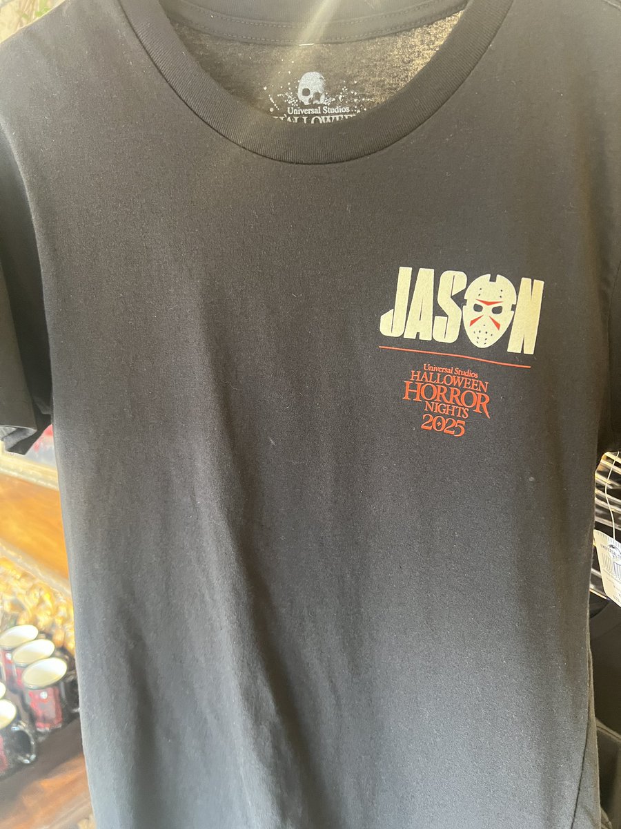 Best shirt of the pre-season so far🏕🛶 #HHN34 #FridayThe13th