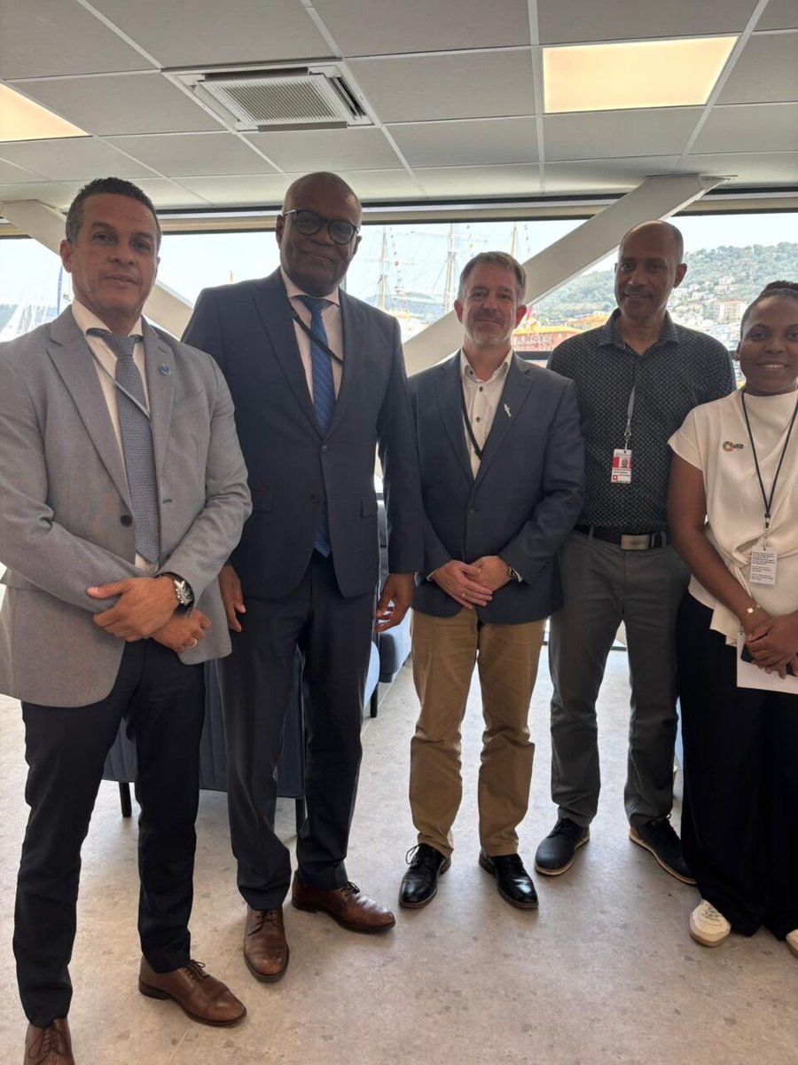 .<a href="/FisheriesTI/">Fisheries Transparency Initiative (FiTI)</a>' Executive Director meets Minister Jorge Santos (#CaboVerde) and Delegation (President of <a href="/IMar_CV/">Instituto do Mar (IMar)</a>, Albertino Martins, Vice-President and Director General of Fisheries and Aquaculture, Carlos Monteiro).