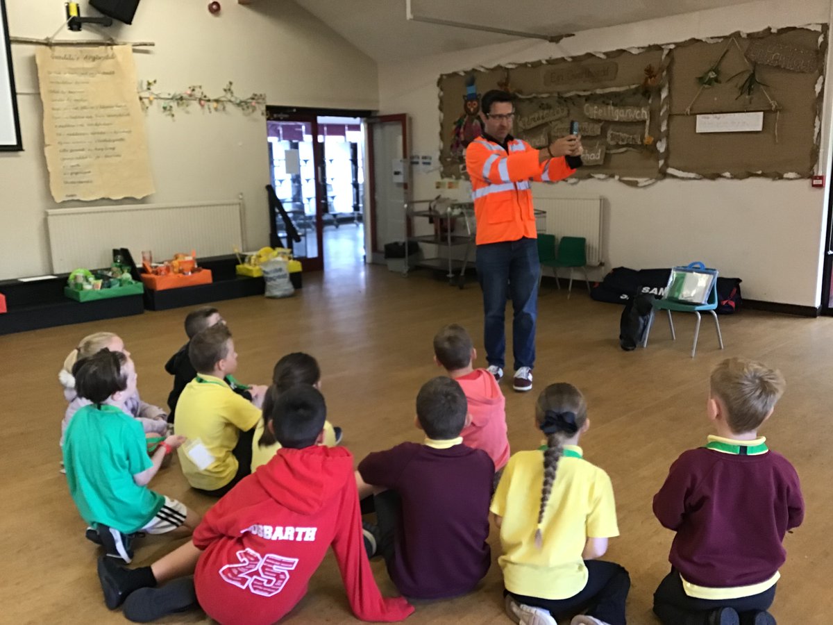 Ysgol Saron (@ysgolsaron) on Twitter photo Yr Eco-bwyllgor yn monitro cyflymder y traffig bore ma! Diolch i Rhys o <a href="/Carmsroadsafety/">Diogelwch Ffyrdd / Road Safety</a> am gefnogi ni heddiw! πππ
The Eco-Committee monitoring the speed of traffic today! Thank you Rhys from <a href="/Carmsroadsafety/">Diogelwch Ffyrdd / Road Safety</a> for supporting us!πππ Yr Eco-bwyllgor yn monitro cyflymder y traffig bore ma! Diolch i Rhys o <a href="/Carmsroadsafety/">Diogelwch Ffyrdd / Road Safety</a> am gefnogi ni heddiw! πππ
The Eco-Committee monitoring the speed of traffic today! Thank you Rhys from <a href="/Carmsroadsafety/">Diogelwch Ffyrdd / Road Safety</a> for supporting us!πππ
