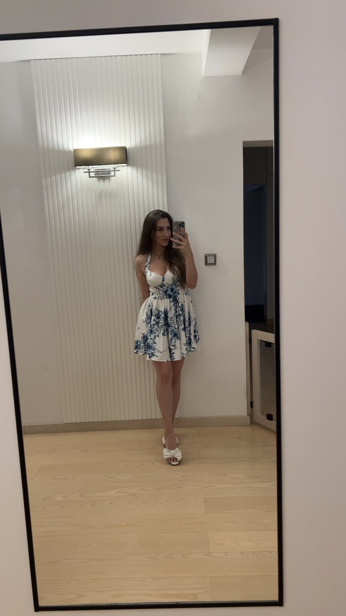 Sometimes I just feel pretty 🙂‍↔️