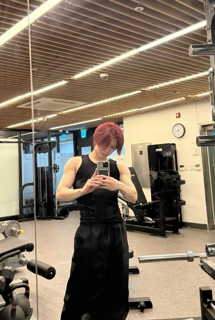 ATlorSY's tweet image. WE LOVE YOU YEOSANG
#오늘도_내일도_늘_여상이편 
#AlwaysProudOfYeosang
#YeosangDeservesBetter 
#YEOSANG #여상

Let our DOBERMAN do whatever he wants