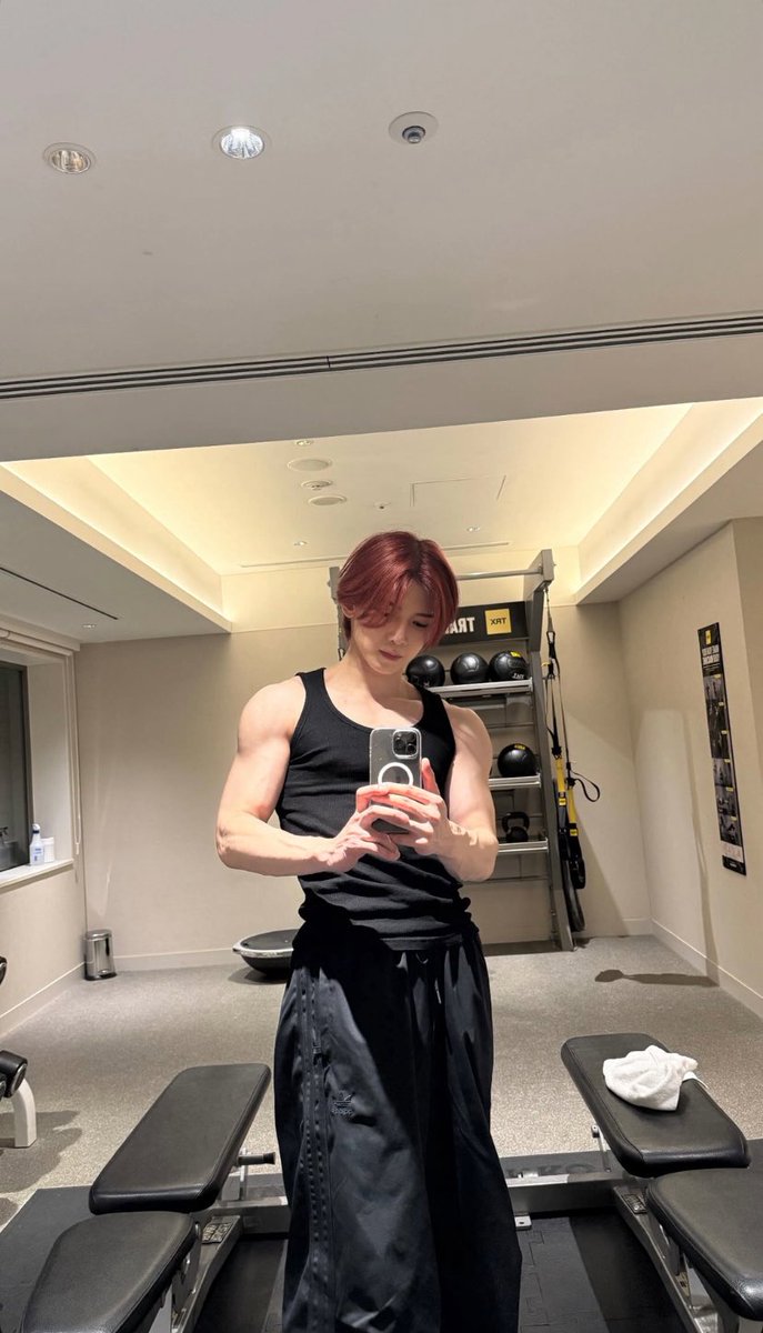 ATlorSY's tweet image. WE LOVE YOU YEOSANG
#오늘도_내일도_늘_여상이편 
#AlwaysProudOfYeosang
#YeosangDeservesBetter 
#YEOSANG #여상

Let our DOBERMAN do whatever he wants