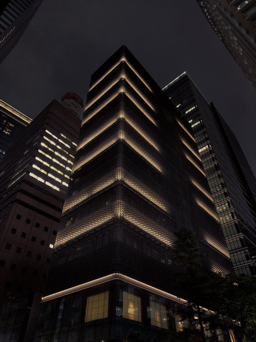 localghost's tweet image. Back from Tokyo. The fact that ~40m people live there blows my mind every time. Safe, well run, and great design everywhere.
SF could be more like this with a bit of work.