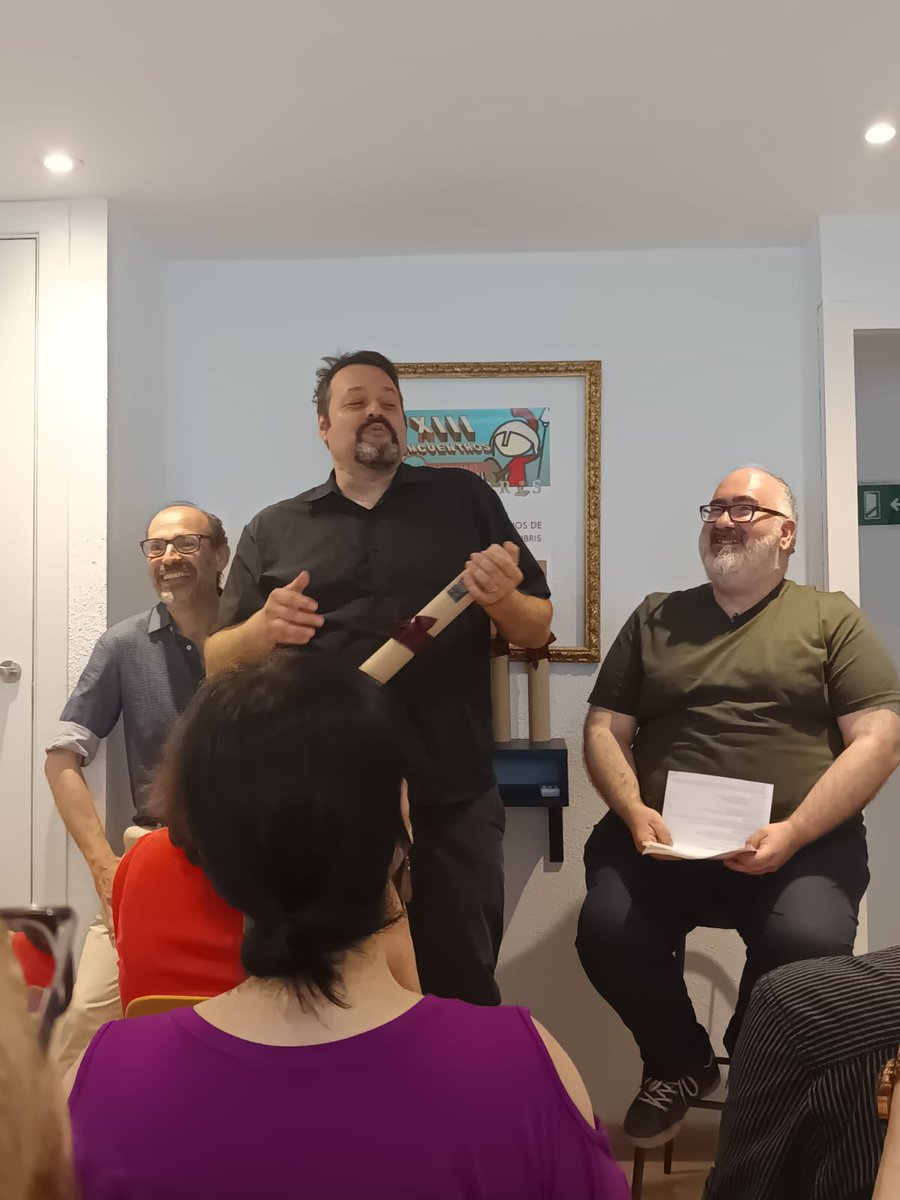 Aula de Pensamiento (@aulapensamiento) on Twitter photo Nos alegramos enormemente y damos la enhorabuena a nuestro gran amigo <a href="/martinllade/">Martín Llade</a> que acaba de ser galardonado con el Premio al mejor autor novel de novela histórica Hislibris por si obra «El misterio Razumovski». Nos alegramos enormemente y damos la enhorabuena a nuestro gran amigo <a href="/martinllade/">Martín Llade</a> que acaba de ser galardonado con el Premio al mejor autor novel de novela histórica Hislibris por si obra «El misterio Razumovski».