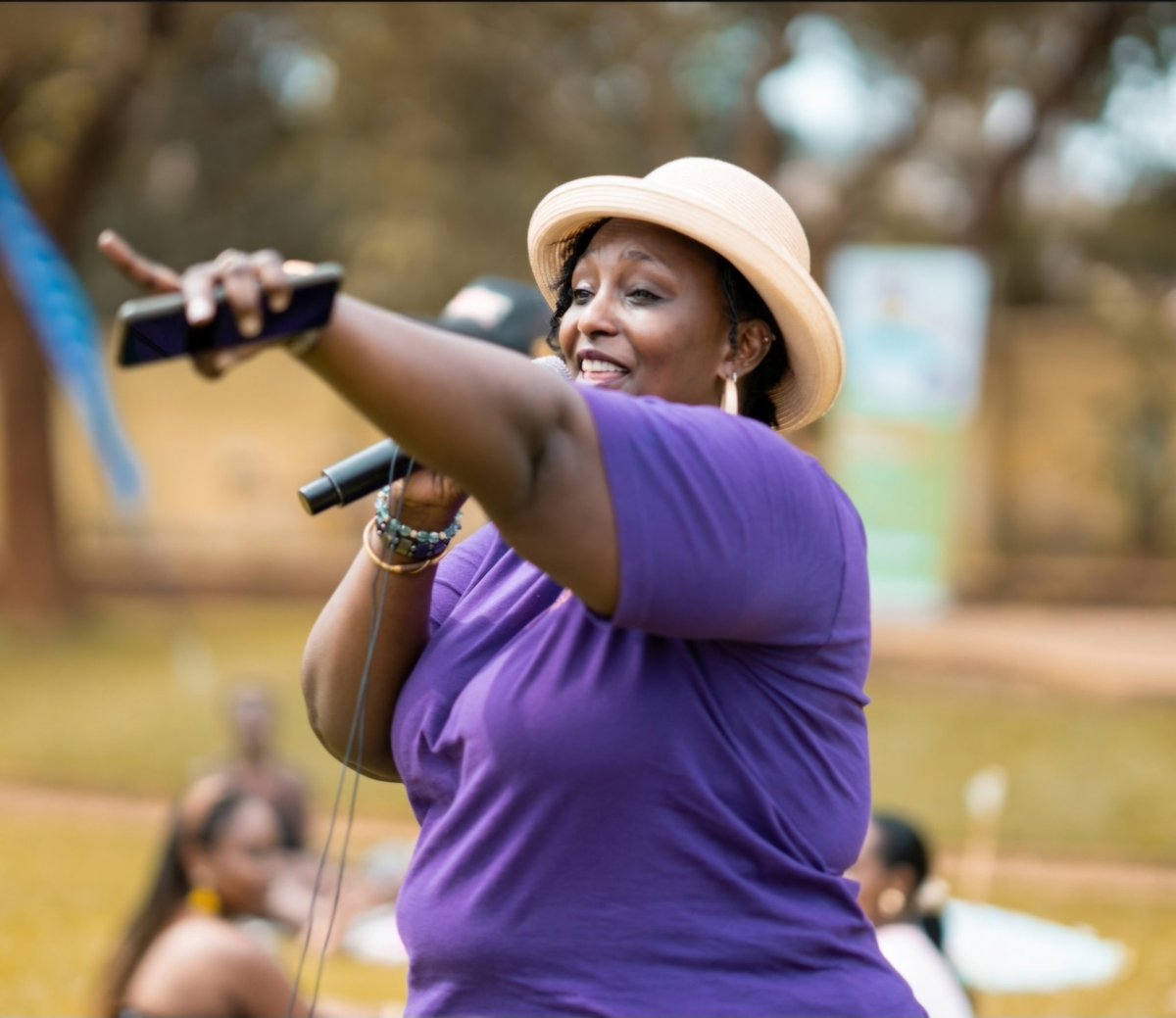 SoulFoundationU's tweet image. Deep gratitude to Pamela Patience Kangwagye of Sunflower Meadows for standing with us at #SoulPicnic2025.
Your heart, guidance, and commitment to mental health care gave this event soul. Thank you for holding our hands all the way. ❤️
#SoulFoundationUg #SunflowerMeadows