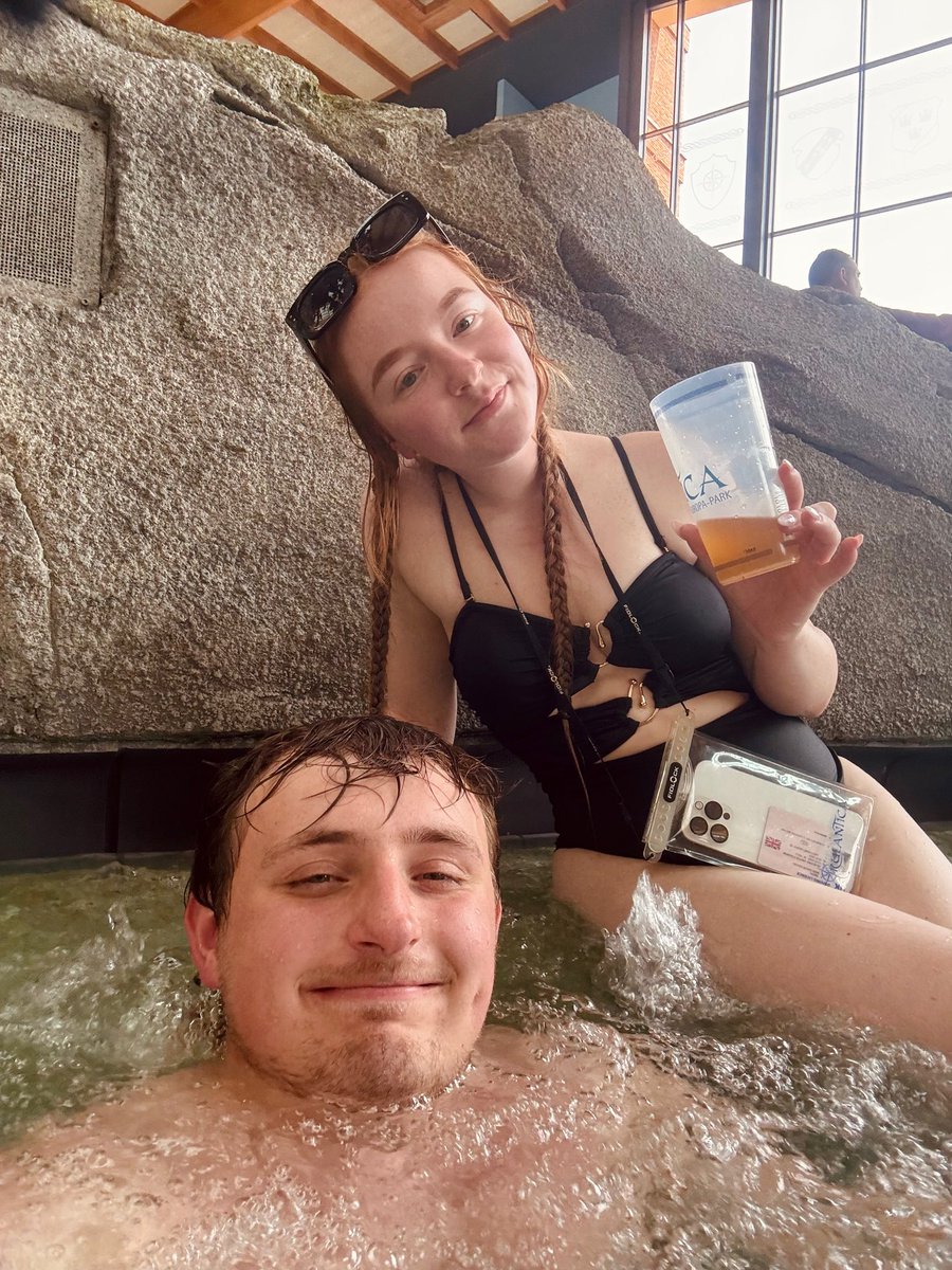 chloe_coasters's tweet image. We had the BEST time ever in Rulantica, it is easily the best waterpark in my opinion! 

From the slides to pool bars and specially the cocktails, it has everything! 🍹🛟💖

@rulantica #rulantica #waterpark #europapark #waterslides