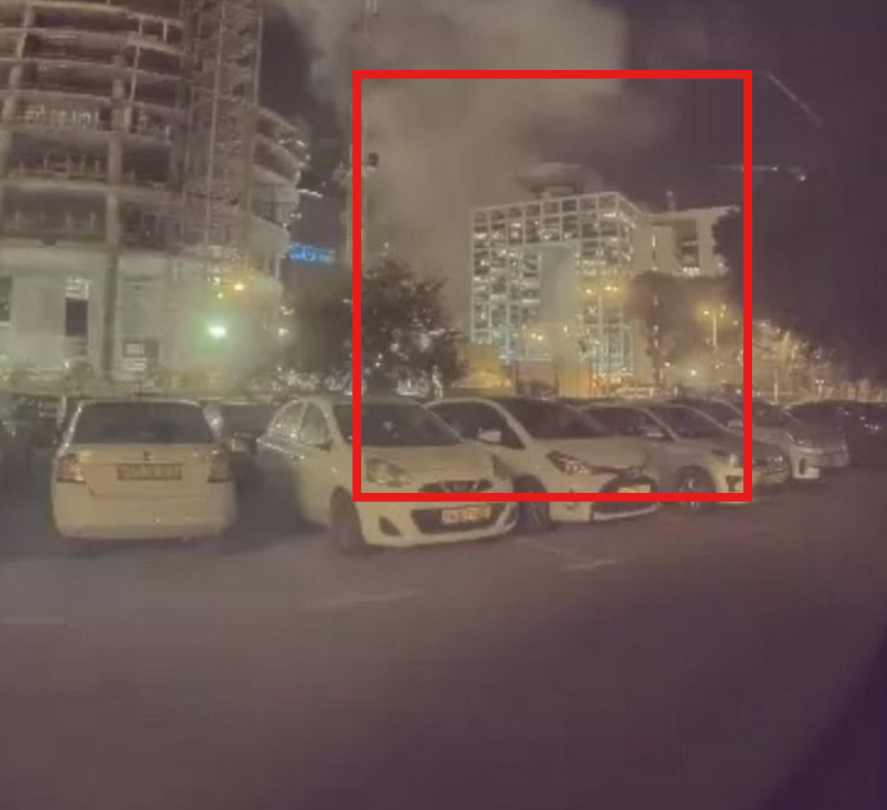 shaiquddin's tweet photo. So Iran did strike Matcal Tower in Tel Aviv, which is Israel's Ministry of Defense HQ. The amount of damage has not been confirmed yet.

#Iran #Tehran #Israel #TelAviv #IsraeliWarCrimes #MiddleEastTensions #Yemen #Russia #China #Pakistan #NuclearThreat #TRUEPROMISE3 #WorldWar3 https://t.co/atKPBnRMrL