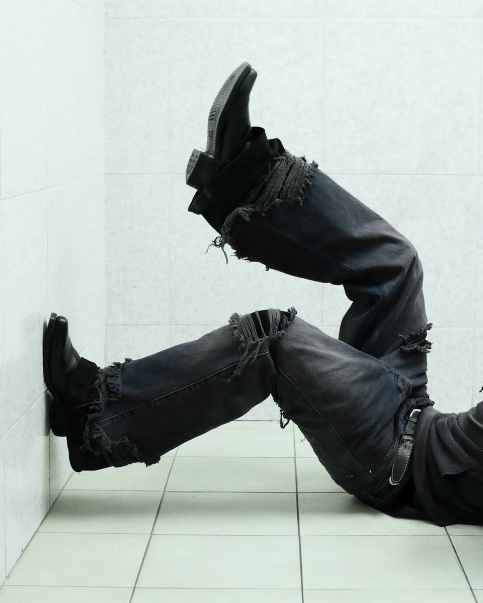 ADAM——————SMALL (@adamsmalll) on Twitter photo 