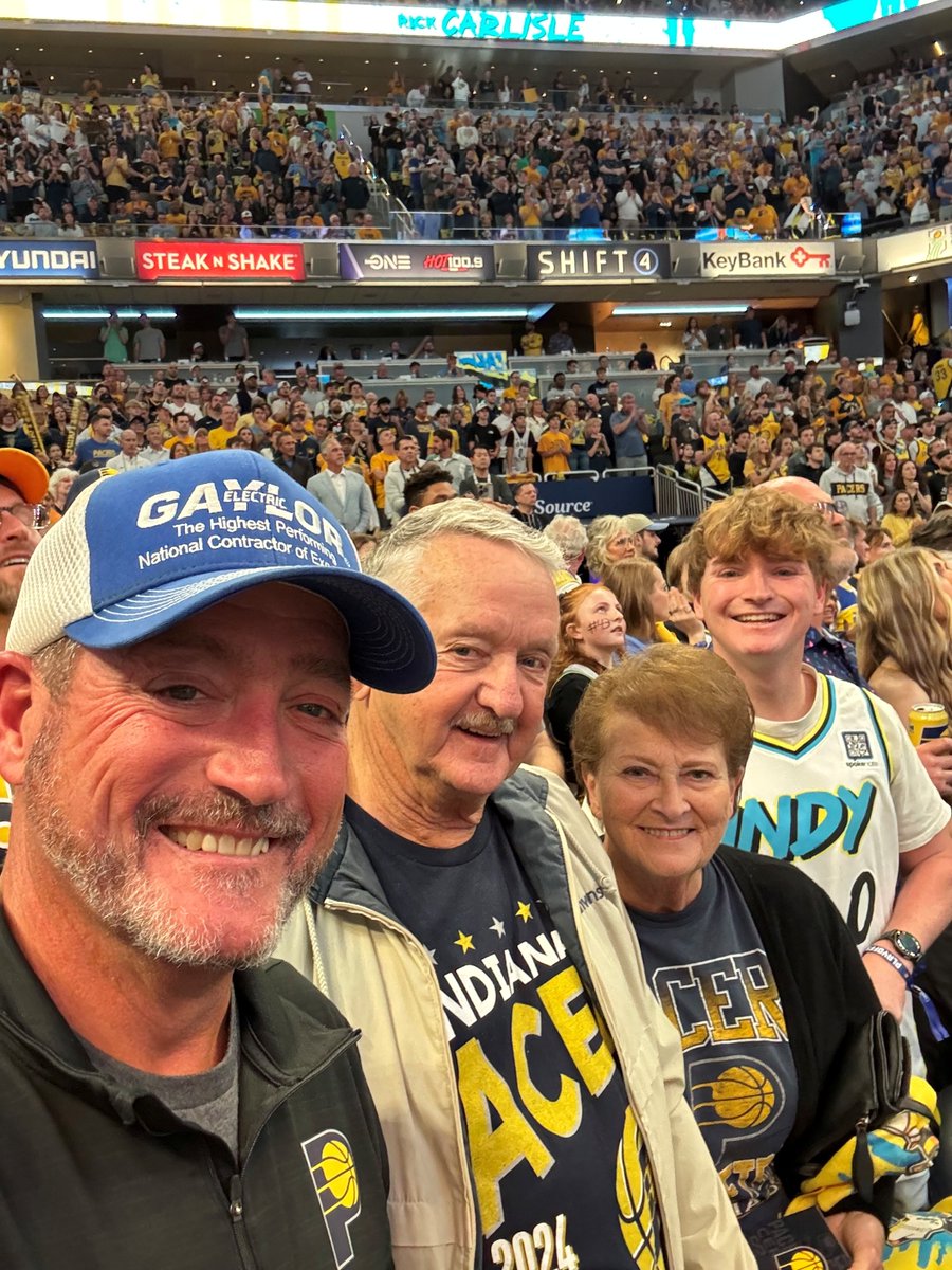 Happy Father’s Day to all the dads, grandfathers, and father figures who mentor and inspire us!

Thank you, Dad, for all your encouragement, wisdom, and endless support – I’m so lucky to have learned from the best! 💙