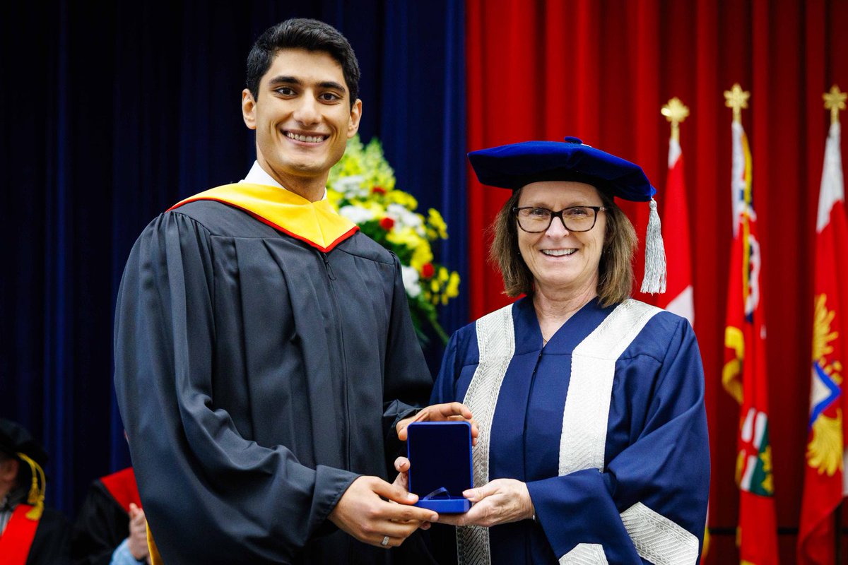 Congratulations to Aws Al Jumaily (BSc ’23, MSc ’25) for earning his Master of Science in Computer Science along with Brock’s highest graduate honour, the Governor General’s Gold Medal 👏

Learn more about Al Jumaily's AI research ➡️ loom.ly/b6NJCuo