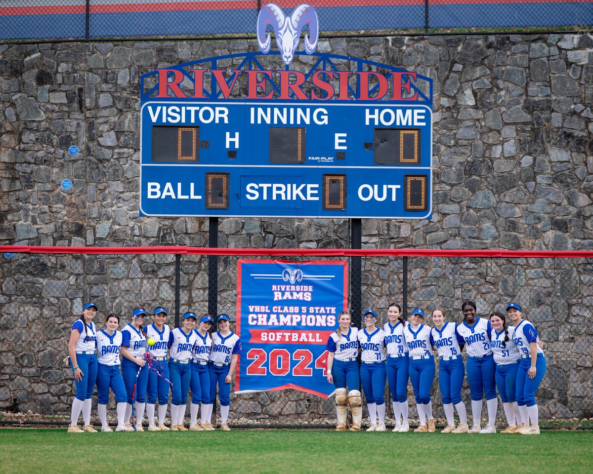 Dear Softball,

Thank you for being you. We ❤️ you!

Happy #WorldSoftballDay 💙🥎❤️

Sincerely,
The Rams 🐏🐏🐏