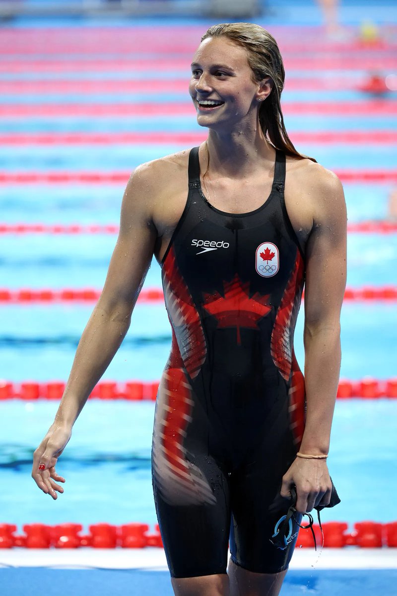 Canadian Olympian Summer McIntosh, born in Toronto, breaks three world records in five days at the Canadian swimming trials. 🇨🇦💪👏