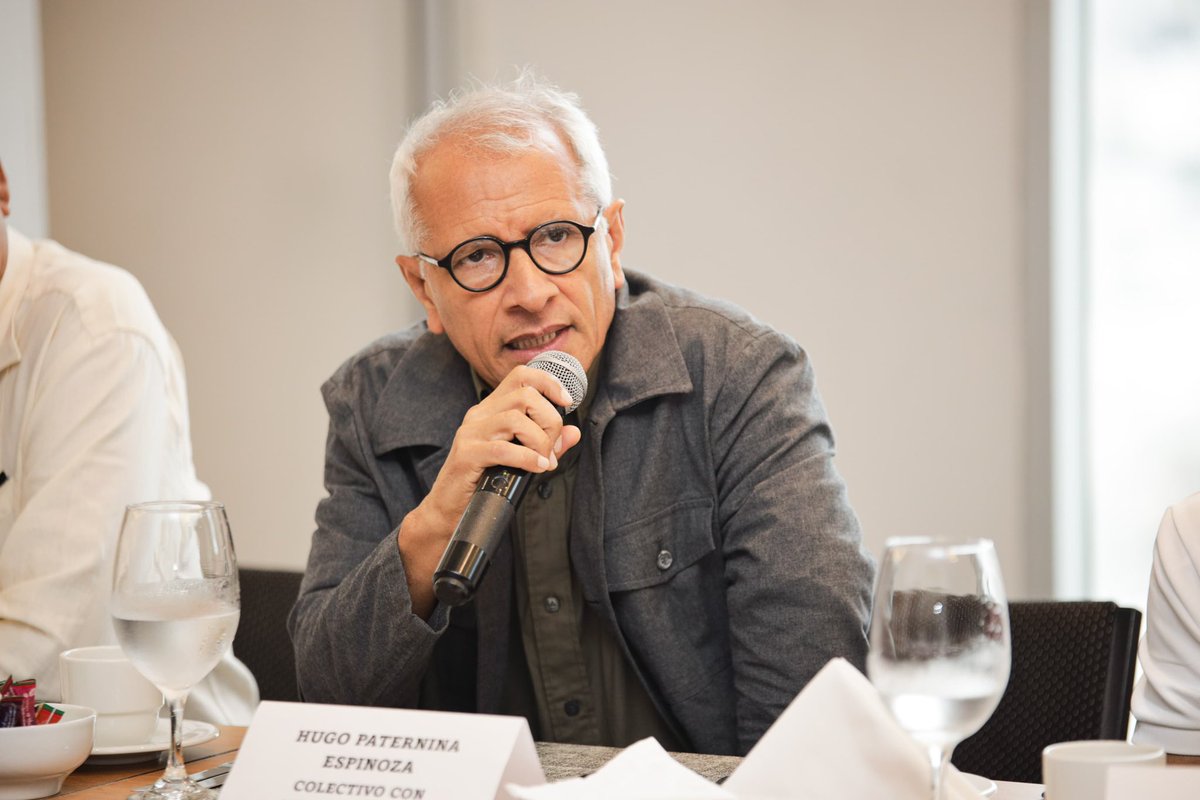 Este encuentro representa un enorme respaldo desde lo nacional y regional hacia un proyecto político que está creciendo con firmeza en el Magdalena que es la consolidación del @pactohistorico. 

Vamos con toda, porque el cambio se construye con el apoyo desde todos los sectores,