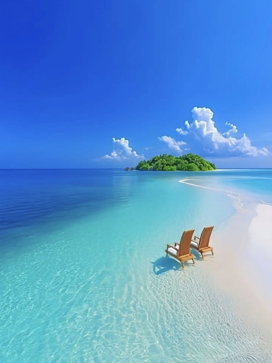 Something Blue . . .💙

𝘉𝘦𝘢𝘶𝘵𝘪𝘧𝘶𝘭 𝘞𝘦𝘦𝘬𝘦𝘯𝘥 𝘌𝘷𝘦𝘳𝘺𝘰𝘯𝘦 𓂃 𓈒ꕤ 

📸 Dino Goncalves