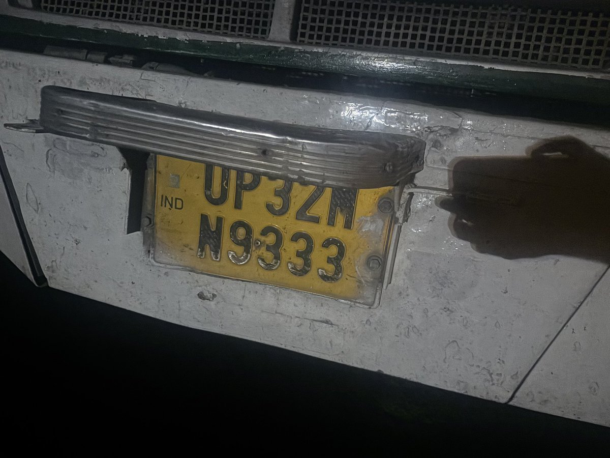 Rohit9aug's tweet photo. @UPSRTCHQ @SureshKKhanna @dayashankar4bjp @upsrtc_lko 
The bus from Delhi to Hardoi, met with accident due to driver got slept dragged bus for 200m resulting hitting divider, children got injuries
Currently situation is fine, we are still travelling with same bus with no option. https://t.co/ZiYG2CqbnO