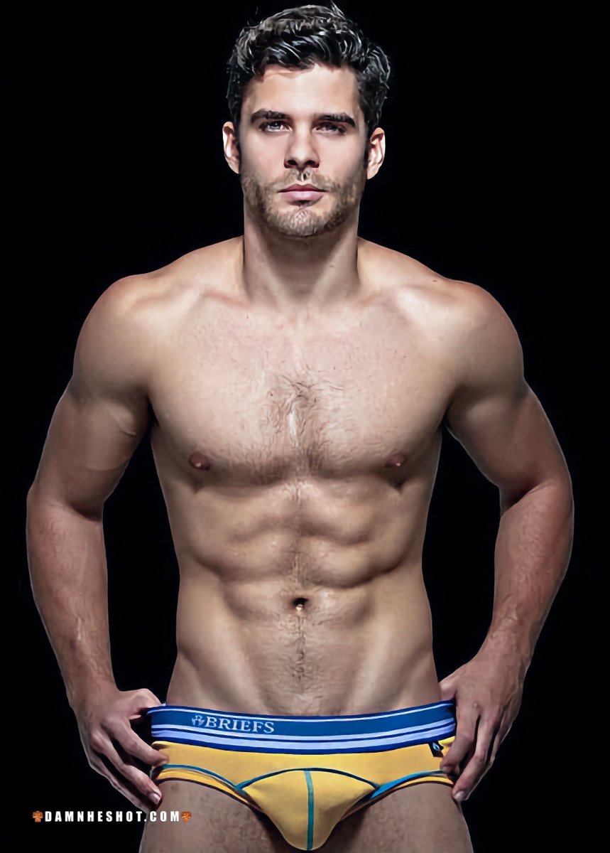 damn_hes_hot's tweet photo. DAMN HE'S HOT!
Follow for multiple daily pics of nothing but hot men! 

Tumblr / Mastodon / X (Twitter) / Amazon Wishlist: https://t.co/EHU23KX8GY

#damnheshot #hotguys #guys #hotmen #men #stud #fit #hot #fitguys #gay https://t.co/HBG9oCNr6C