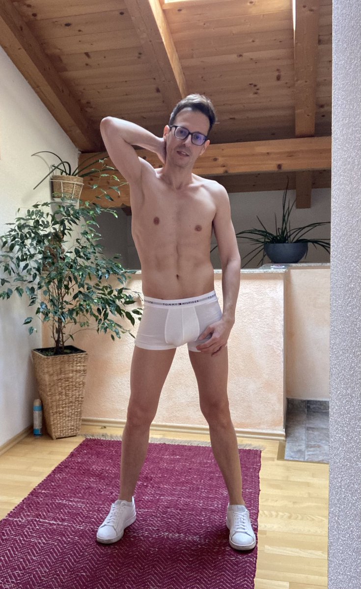 letbi07's tweet photo. Hyhy ✌🏻🇦🇹 geile Grüße 💦🤤 https://t.co/qHDCGpVCuo