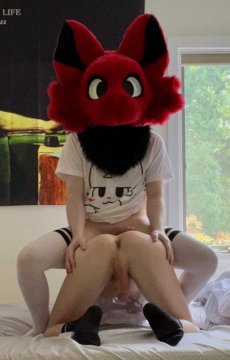 <a href="/sillyknawt/">knawt~ 🪢 🔜 AC, MP</a> got a hold of me and now he’s gonna eat my ass 😔🖤