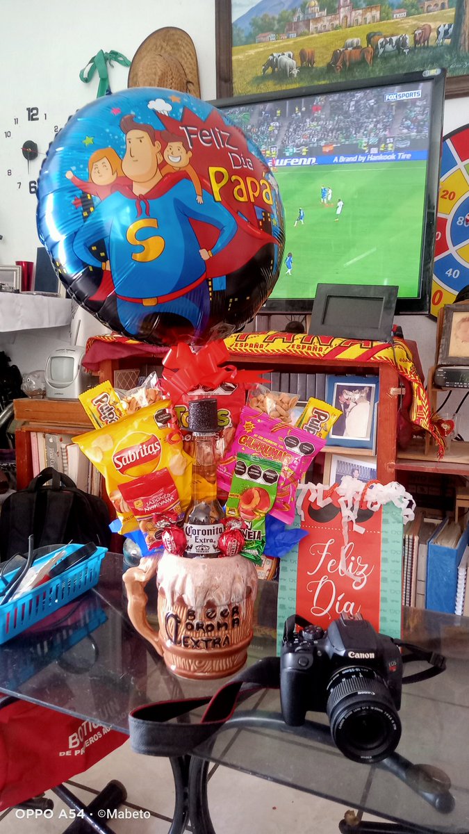 Mi hijo me sorprendió con sus regalos por el día del padre