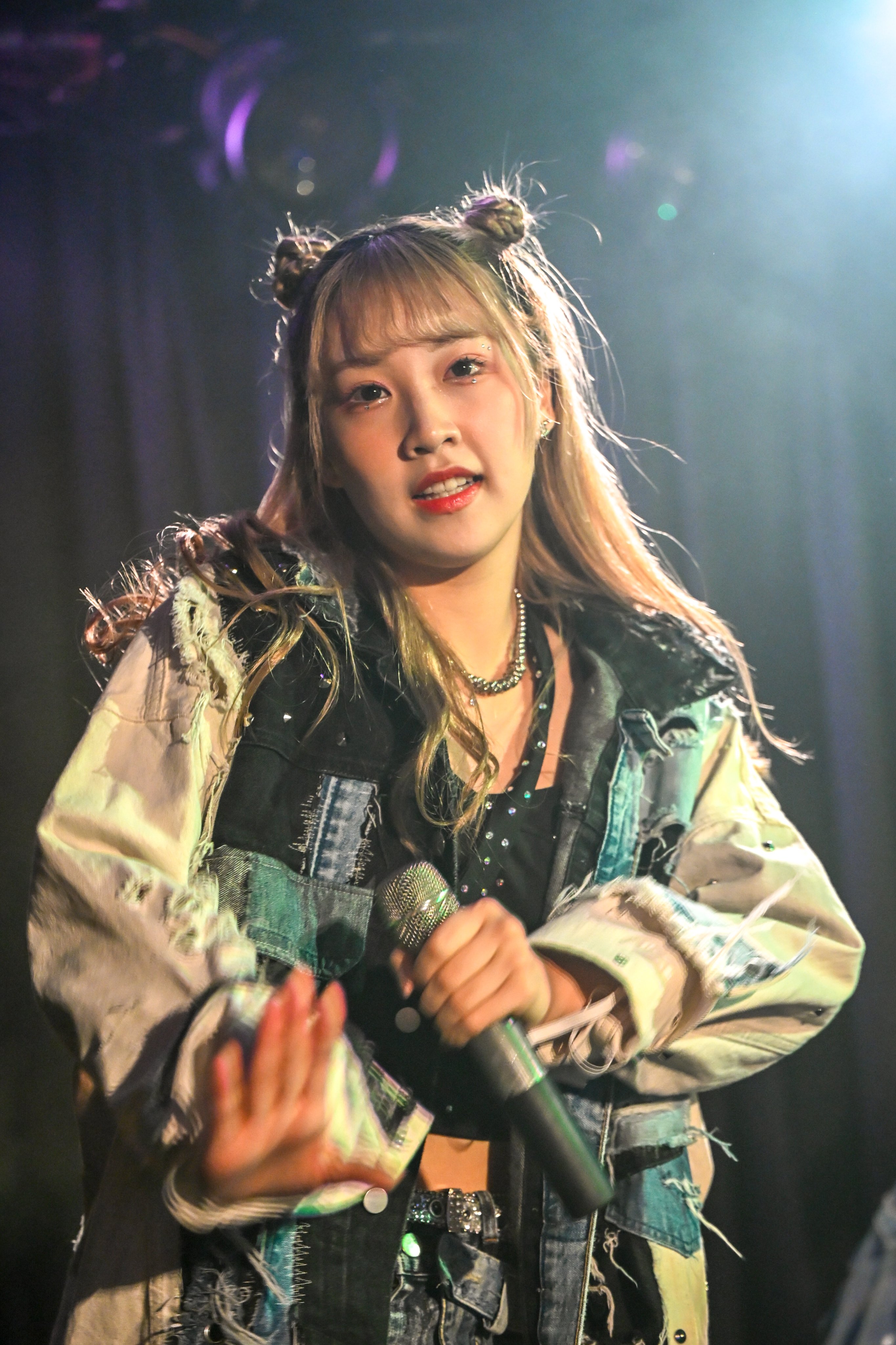 未愛 – търсене / X