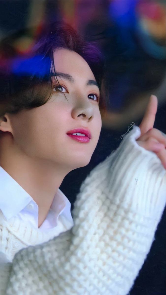Valeri1939065's tweet photo. 정국이는 정말 재능 있고 섬세해요.
정국은 우리의 세상입니다.
아미들은 정국을 응원합니다. https://t.co/IV24udDZGQ