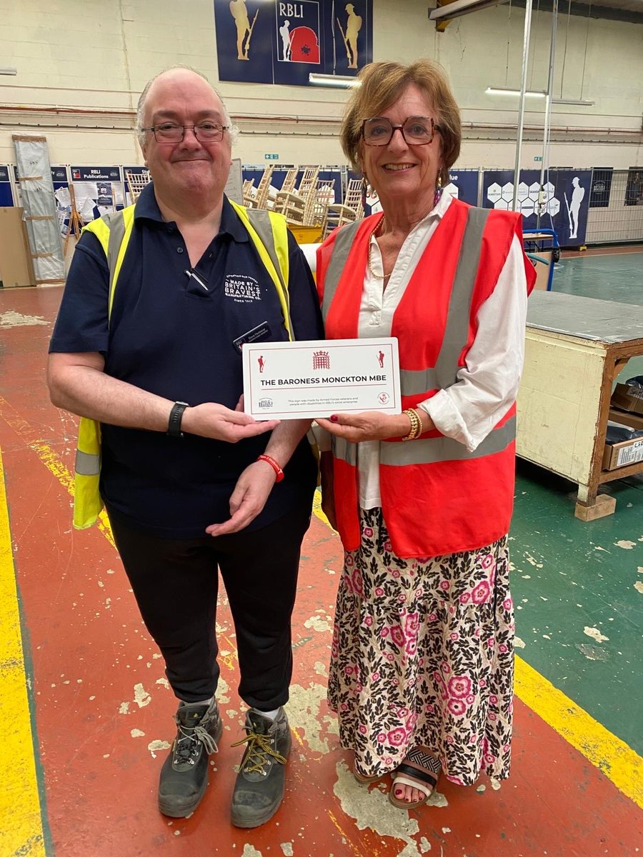 MoncktonR's tweet image. A wonderful afternoon ⁦@RBLI⁩ in Kent.  A masterclass in how to create an intentional community with work at its heart. A community not only of veterans, but of people with disabilities from the local area.  Accommodation, cafes, factories and purpose. Here I am with David.