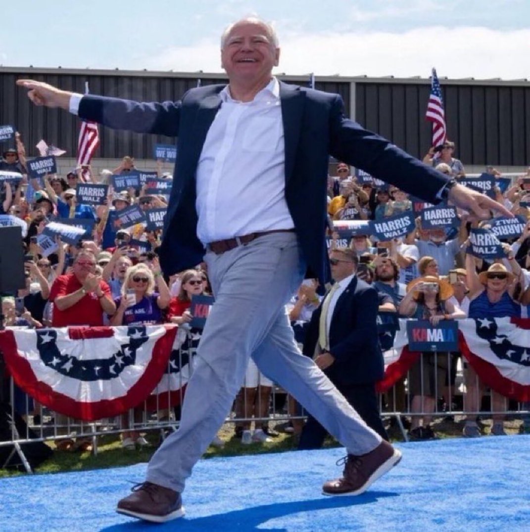 What if I told you a person who traveled to China 20-30 times and had a relationship w/ a Communist Party official’s daughter wanted a US government security clearance?

You would say no way, right?

That person is clearly compromised by Communist China.

That person is Tim Walz.