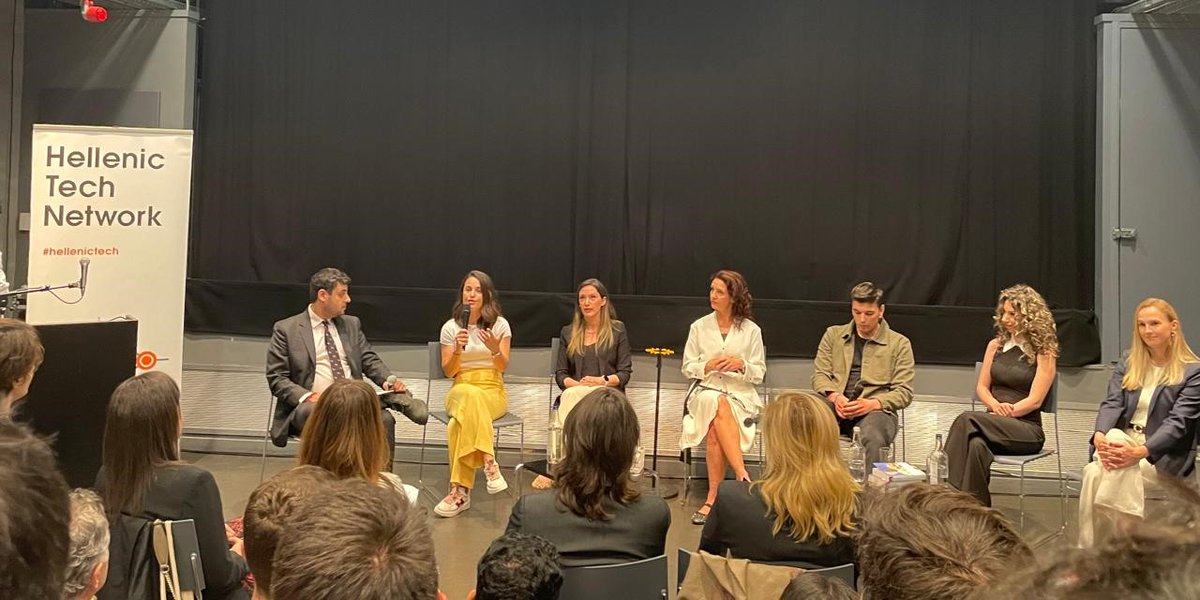 Greece in UK tweet media