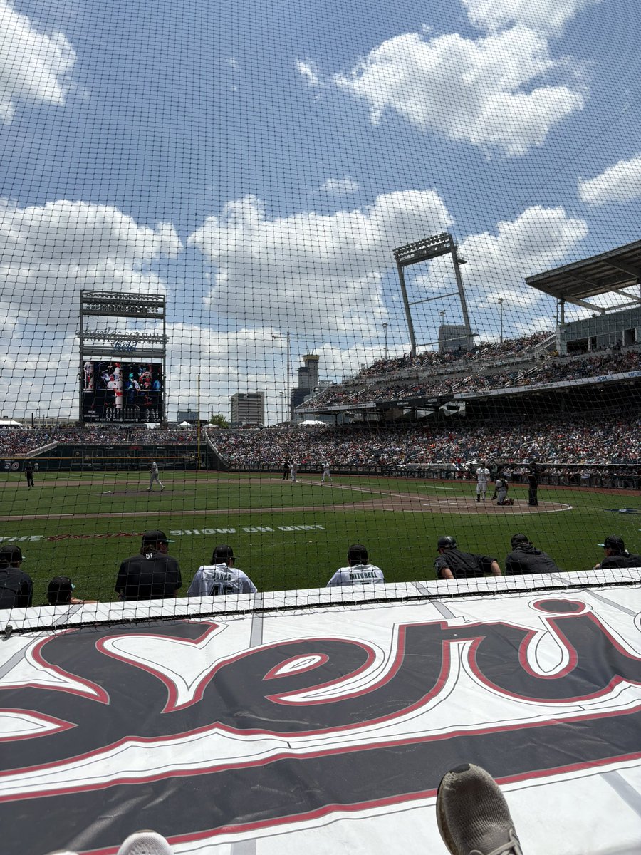_haleymccormick's tweet image. #CWS ⚾️