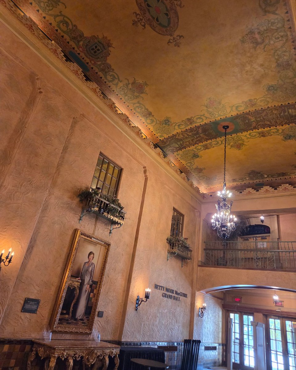 Look to El Paso to see what's possible. 🏛️ The restored Plaza Theatre was originally designed by the same architect behind Corpus Christi’s Ritz Theatre. The restoration resulted in a cultural landmark brought back to life for live performances, and a thriving downtown.