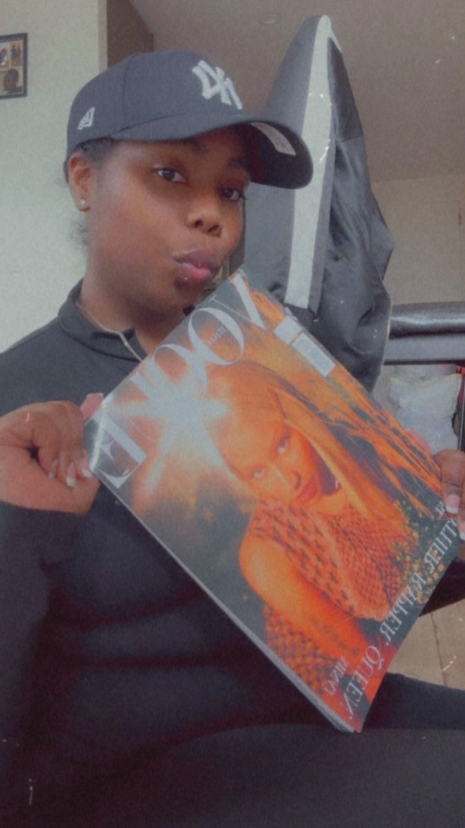 Taniyaminaj_'s tweet image. One Barbiana, Vogue Italiana 🇮🇹
My Favorite Part Lol 💋
#BannedFromNORemix 
#NickiVogue