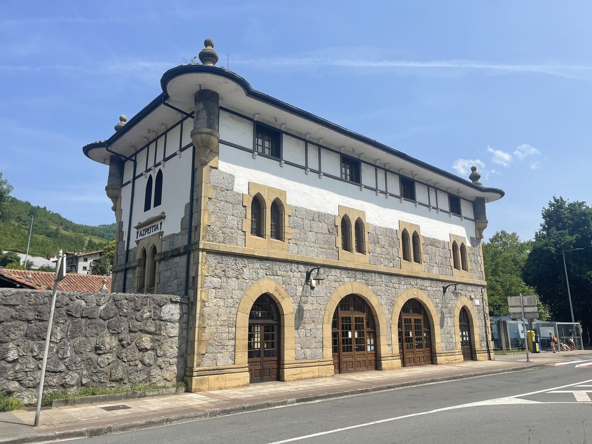 Varios socios de la Asociación Navarra de Amigos del Ferrocarril han organizado una visita al Museo Vasco del Ferrocarril de <a href="/euskotren/">Euskotren</a>  en Azpeitia 

Agradecer a todo el personal del museo y a su director la gran acogida y trato en todo momento.