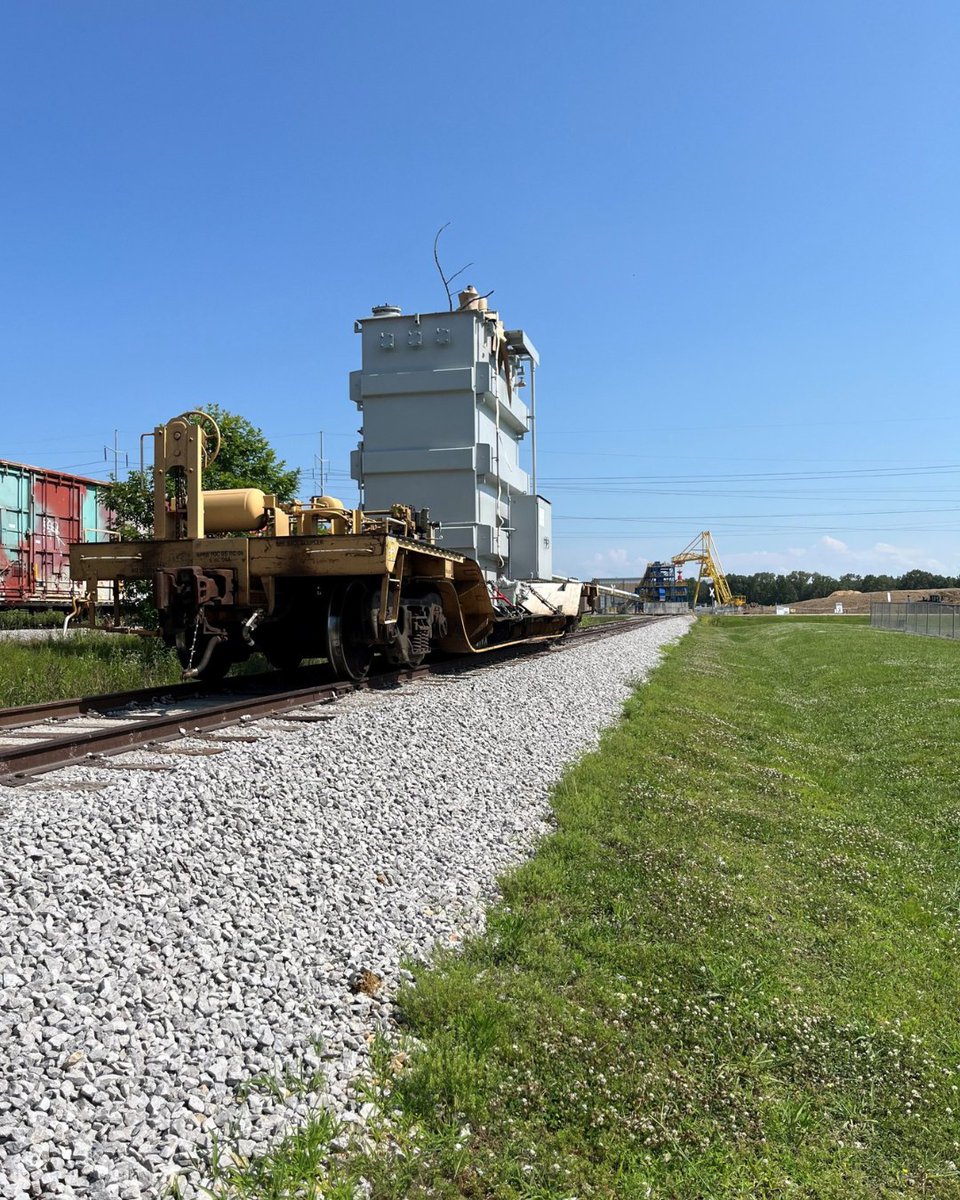 This week, Golden Triangle Railroad (GTRA) in Columbus, MS spotted a transformer for one of our valued customers.

Contact us today to learn how Patriot Rail can be your trusted partner in dimensional solutions.