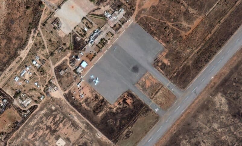 مسيرات الجيش تقصف مواقع استراتيجية للدعم السريع في نيالا

عاود الطيران المسيّر التابع للجيش السُّوداني، الجمعة، قصف مواقع استراتيجية لقوات الدعم السريع، في مدينة نيالا عاصمة ولاية جنوب دارفور.
ونقلت مصادر محلية لـ”سودان تربيون” إن “مسيّرات تابعة للجيش السوداني، قصفت مطار نيالا