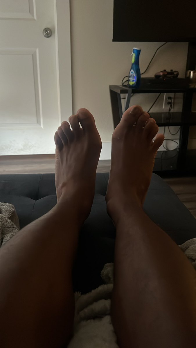 Masterbuck6's tweet photo. Come and buy some sweaty feet #sweatyjockfeet #content https://t.co/RDBIeu9OVZ
