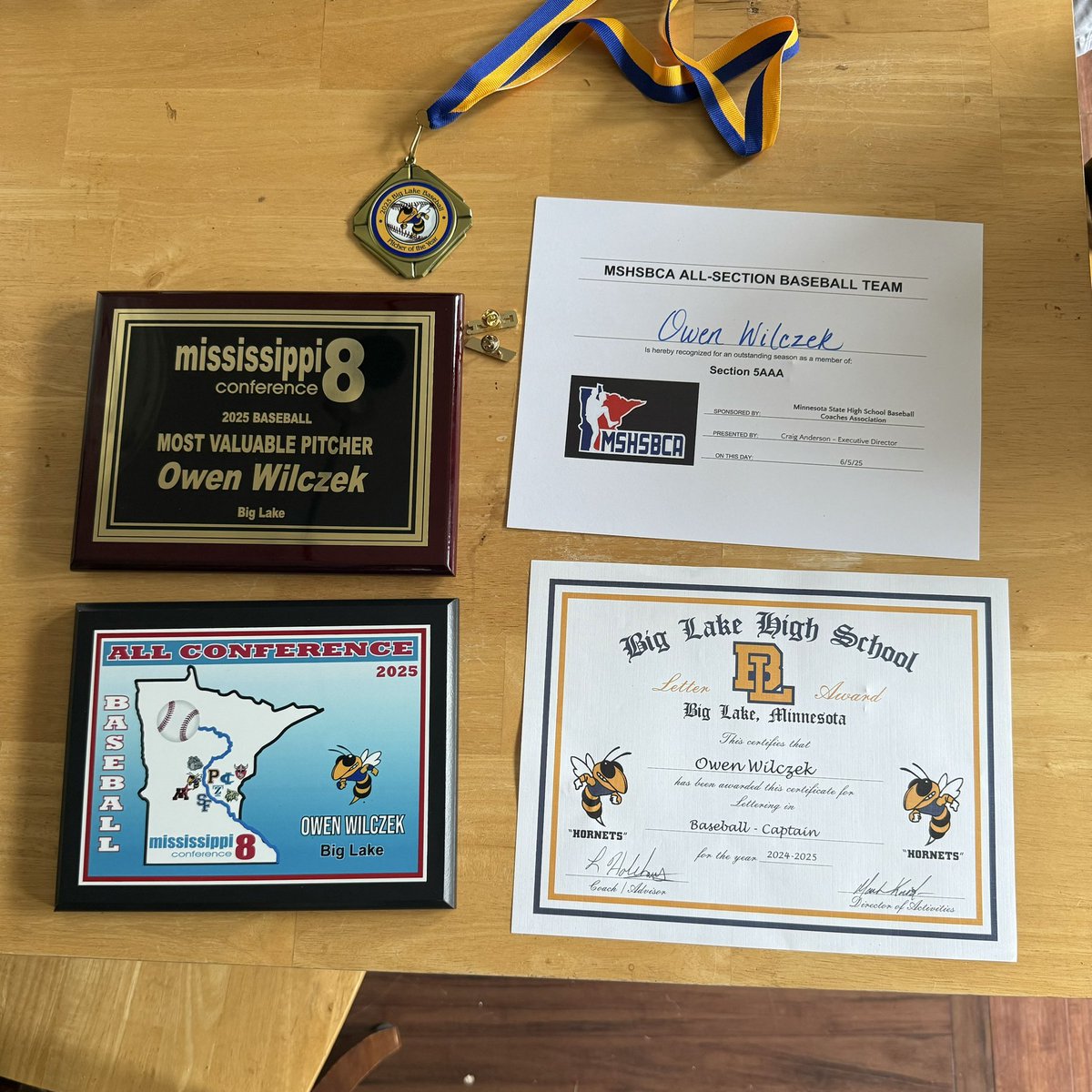 Owen Wilczek (@owen_wilczek) on Twitter photo Thankful to be named the Mississippi 8 Most Valuable Pitcher! I also was able to break both school strike out records with 114 in a single season and 260 in a career!
<a href="/CoachSheriffUC/">Tayler Sheriff</a> <a href="/coach_germain/">Weston Germain</a> Thankful to be named the Mississippi 8 Most Valuable Pitcher! I also was able to break both school strike out records with 114 in a single season and 260 in a career!
<a href="/CoachSheriffUC/">Tayler Sheriff</a> <a href="/coach_germain/">Weston Germain</a>