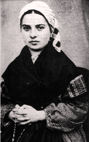 14 czerwca 2025 - 100-lecie beatyfikacji Bernadety Soubirous. To jej objawiła się #Maryja w #Lourdes w 1858 roku.

Papież Pius XI beatyfikował Marię Bernadetę w roku 1925. Osiem lat później ogłosił ją świętą.