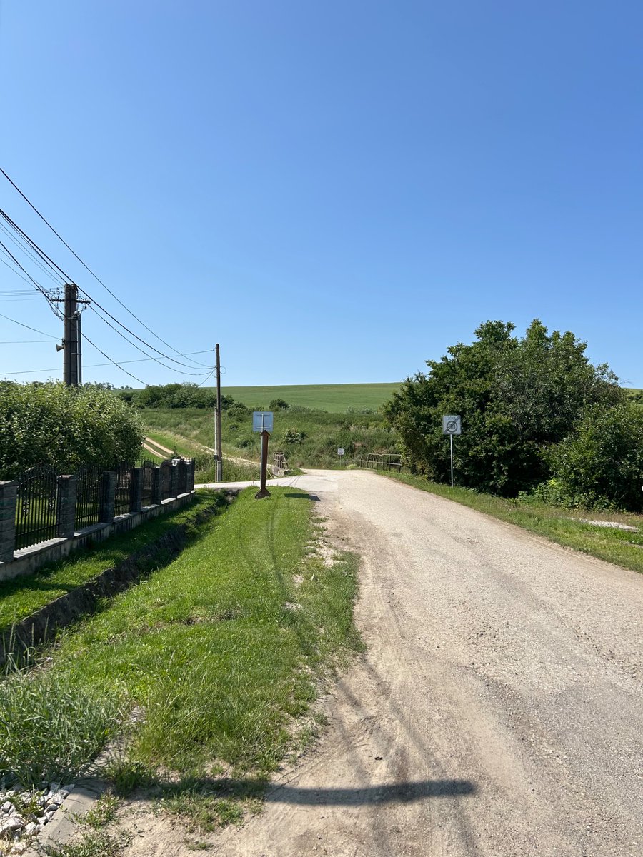 Sustainable Ag UF (@ufsustainableag) on Twitter photo Spending a few long days in Slovakian countryside. Wheat-corn and lots of cover crops along the way. Spending a few long days in Slovakian countryside. Wheat-corn and lots of cover crops along the way.