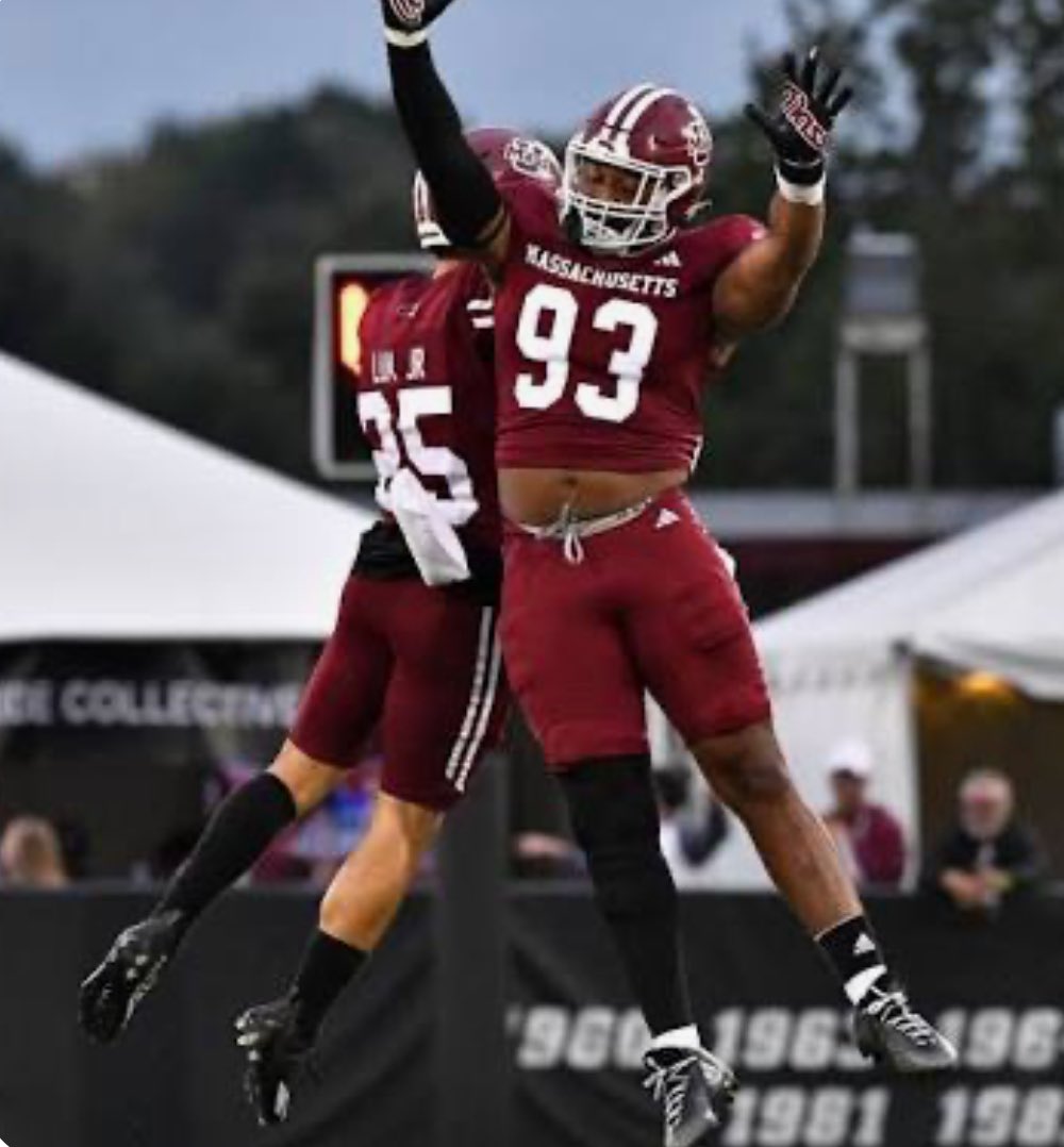 McCoy Richardson (@mccoyr_) on Twitter photo After a great <a href="/2025BONECAMP/">Best of New England</a> and conversation with <a href="/NyeemWartman/">Coach Wart</a> I am grateful to have earned an Offer to the University of Massachusetts! <a href="/CentralFB413/">Springfield Central Football</a> <a href="/Watson_718/">William Watson</a> <a href="/ValdamarTBrower/">Valdamar Brower</a> <a href="/CoachMartinESA/">Coach Martin</a> <a href="/UMassCommand/">MinutemanCommand</a> After a great <a href="/2025BONECAMP/">Best of New England</a> and conversation with <a href="/NyeemWartman/">Coach Wart</a> I am grateful to have earned an Offer to the University of Massachusetts! <a href="/CentralFB413/">Springfield Central Football</a> <a href="/Watson_718/">William Watson</a> <a href="/ValdamarTBrower/">Valdamar Brower</a> <a href="/CoachMartinESA/">Coach Martin</a> <a href="/UMassCommand/">MinutemanCommand</a>