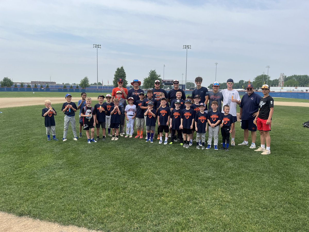 OHS_Baseball1's tweet image. Fun week of youth camp!!  Well done to all those that attended camp, and great job to all the players that helped during the week.