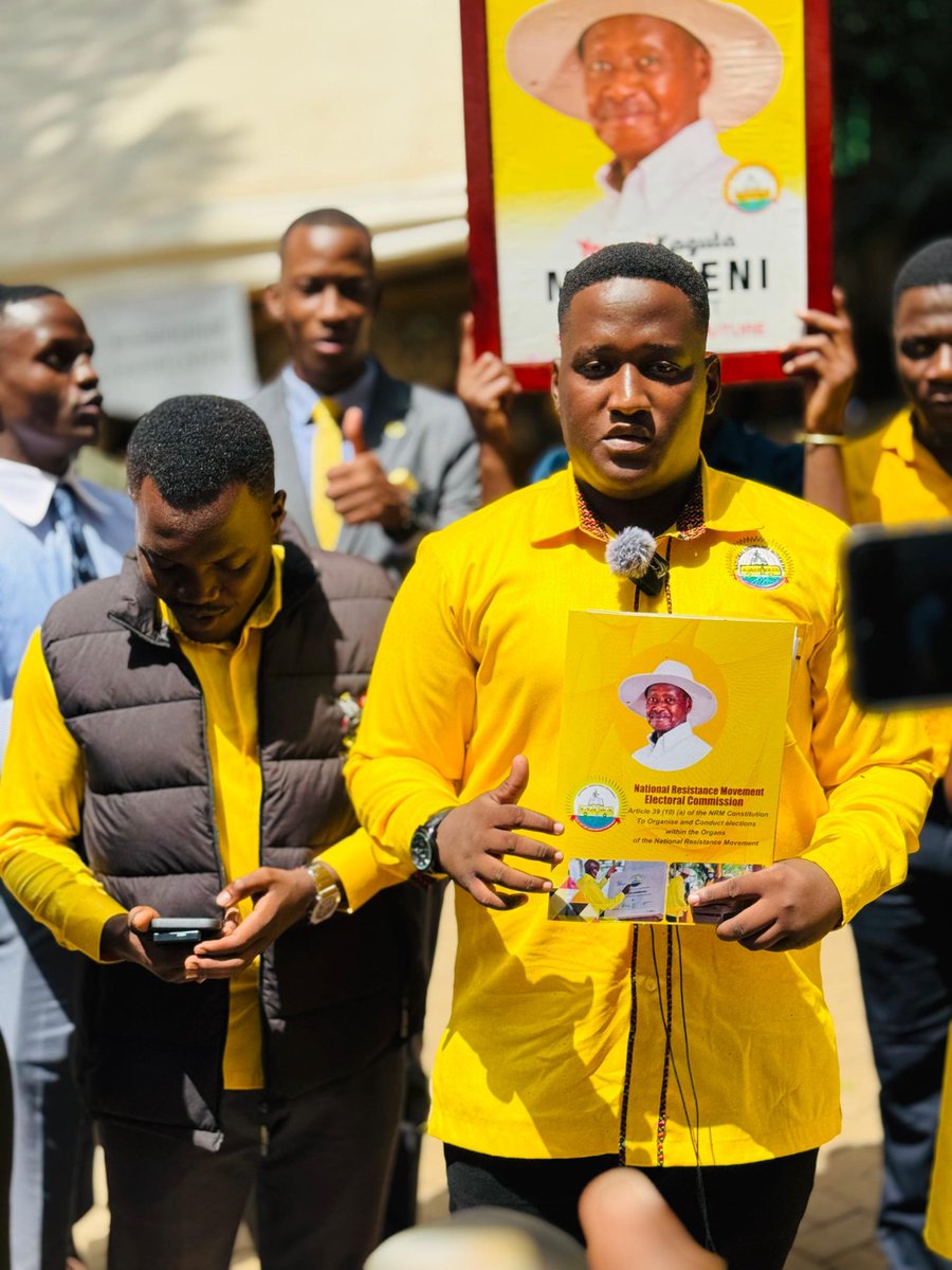 hussein_ibra13's tweet image. Humbled and honored to have picked my nomination forms today at the NRM headquarters. The journey to serve the youth of Eastern Uganda officially begins. Let’s build the future together. 🇺🇬👍🏻#FromStruggleToStrength #NewEnergyNewIdeas #HonHusseinIbra #EasternYouthMP #NRM2025"