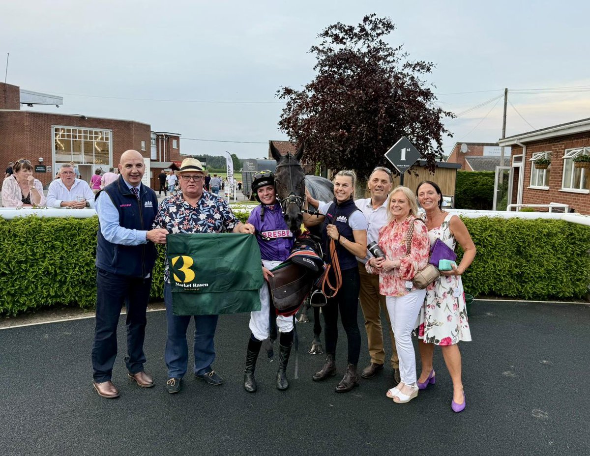 Fergal O'Brien Racing (@fobracing) on Twitter photo Double figures for the new season
Casting Aspersions our 10th winner
Lovely ride by <a href="/fernobrien_/">Fern O’Brien</a> Double figures for the new season
Casting Aspersions our 10th winner
Lovely ride by <a href="/fernobrien_/">Fern O’Brien</a>
