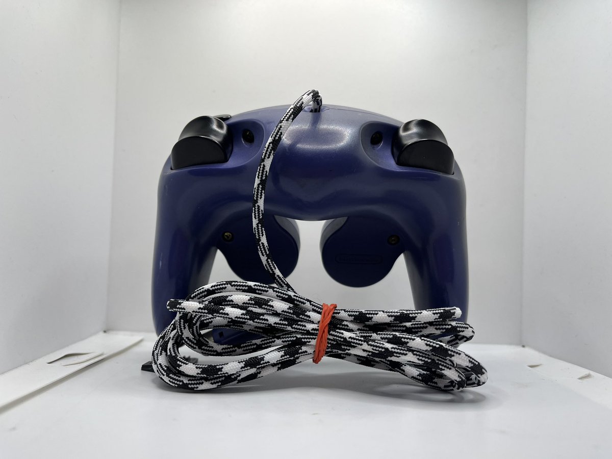 CfanCustoms's tweet image. OEM T3  for sale!! 📓🦓
$100 FREE SHIPPING FOR U.S CUSTOMERS!
~~~~~~~~~~~~~~~~~~~~~~~~~~~~~
-X&amp;amp;Y SnapBack module
-Tactile Z
-Lubed triggers
-Middle weight trigger springs  
-2 meter paracord 
-Dyed OEM button set 

DM to purchase!