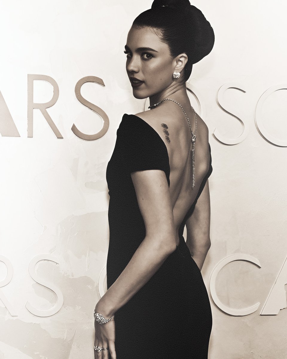 ᅠᅠᅠㅤ
ᅠㅤ
⠀ ⠀⠀ ⠀ 
ᅠ            
ᅠㅤᅠᅠᅠㅤ
ᅠㅤ
⠀ ⠀⠀ ⠀ 
ᅠ            
ᅠㅤᅠᅠᅠᅠᅠᅠ #𝐿uceDi𝖨𝗌𝗌𝗒