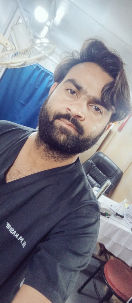 Muhammadk122's tweet photo. آہ! دنیا دل سمجھتی ہے جسے، وہ دل نہیں

پہلوئے انساں میں اک ہنگامۂ خاموش ہے https://t.co/4bu3LIue0V