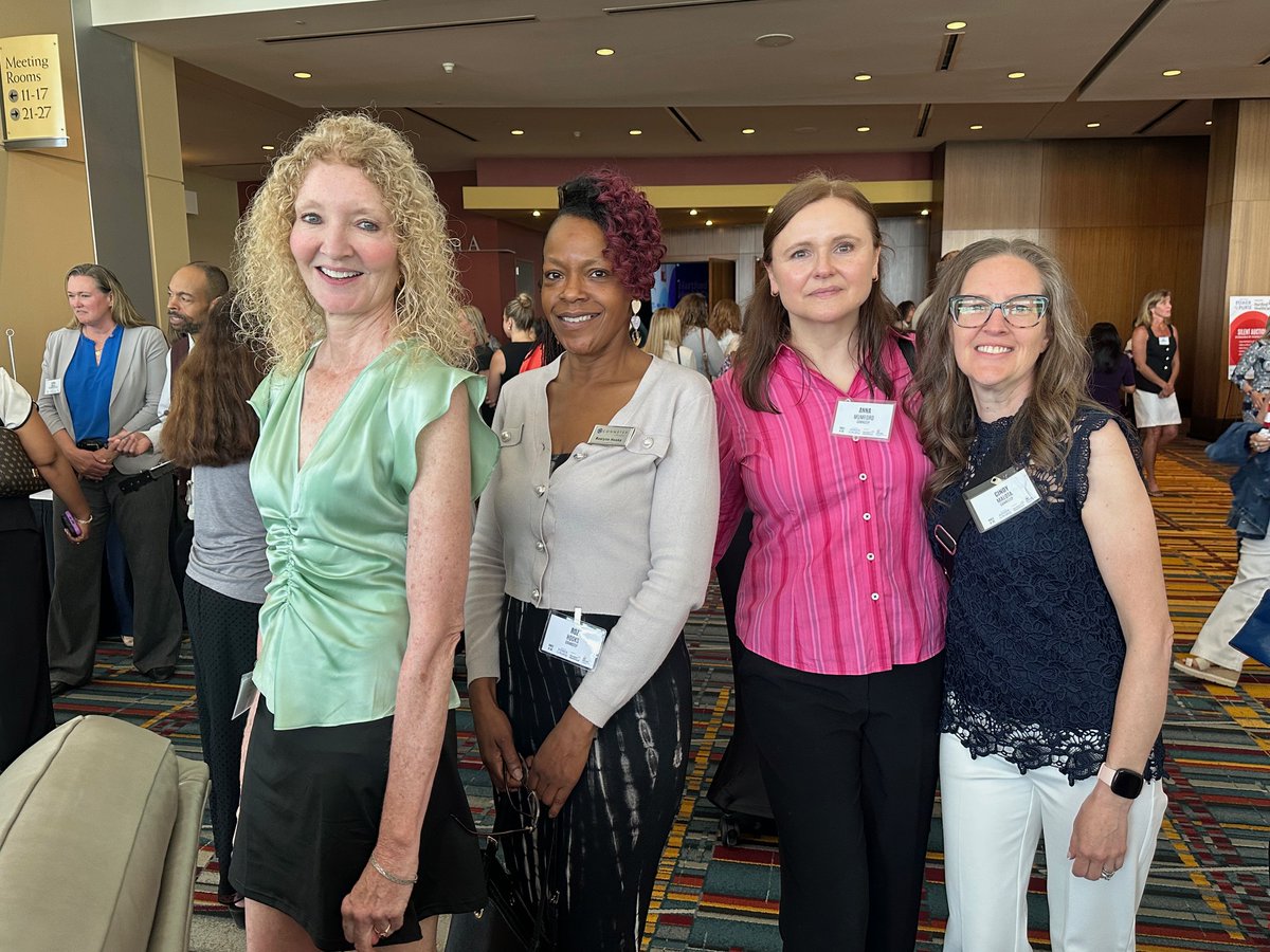 CONNSTEP was a proud sponsor and proud to attend yesterday's Women United's 14th Annual Power of the Purse Luncheon and Silent Auction presented by Hartford HealthCare. 

Between the silent auction and generous donations, yesterday's event raised over $335,000 and counting!