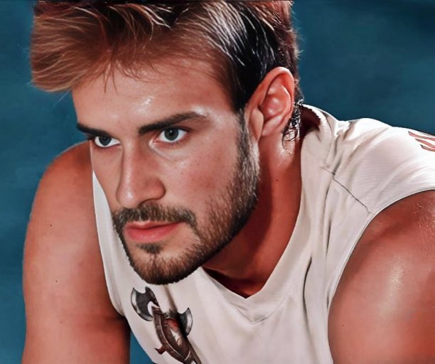 KAZANSANDA KAYBETSENDE SENİ SEVMEKTEN ASLA VAZ GEÇMEYİZ…

#SurvivorAllStar2025 #survivor2025
<a href="/bkaracakayaaa/">Batuhan Karacakaya 🛡</a>