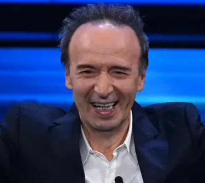 #Benigni a <a href="/welikeduel/">Propaganda Live</a> 
Un "nuovo Manifesto di Ventotene "
l'Europa, la Democrazia i giovani è la FORZA DIROMPENTE di chi è nato Europeo è non consentirà che si torni indietro!

Incommensurabile ❤️