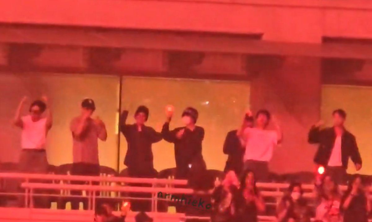 SarangVJin's tweet image. Bangtan Core 💜

“They’re such precious people to me”🥺
       — j-hope 

#BTS #WeAreBack #BTSis7
#jhope_HOPE_ON_THE_STAGE_Final