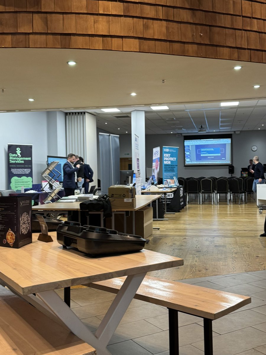 mrmoorecs's tweet image. Had a fantastic day at the MGL Computing Conference in Manchester! Huge focus on AI with tons of insightful stalls showcasing cutting-edge IT services. Amazingly well-hosted, and the food at Chill Factore was top-notch! #MGLComputingConference #AI #Tech